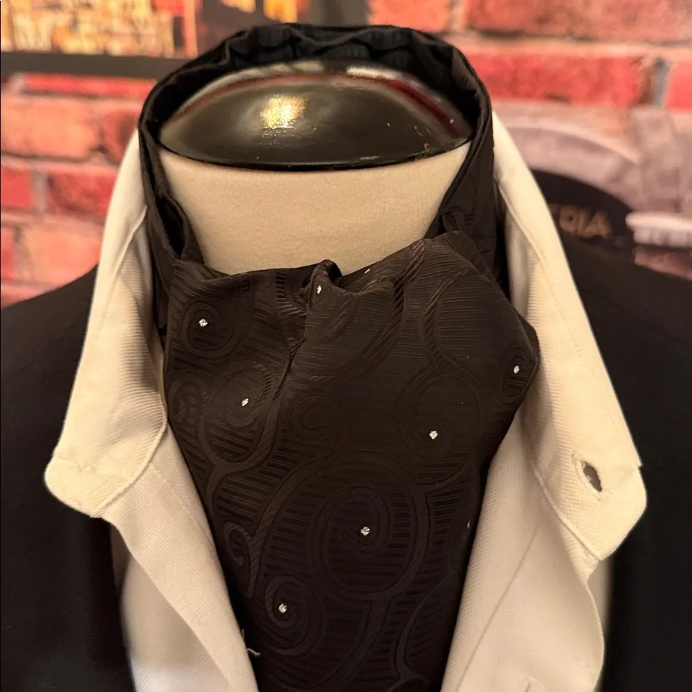 Elegant Black Paisley Ascot Cravat